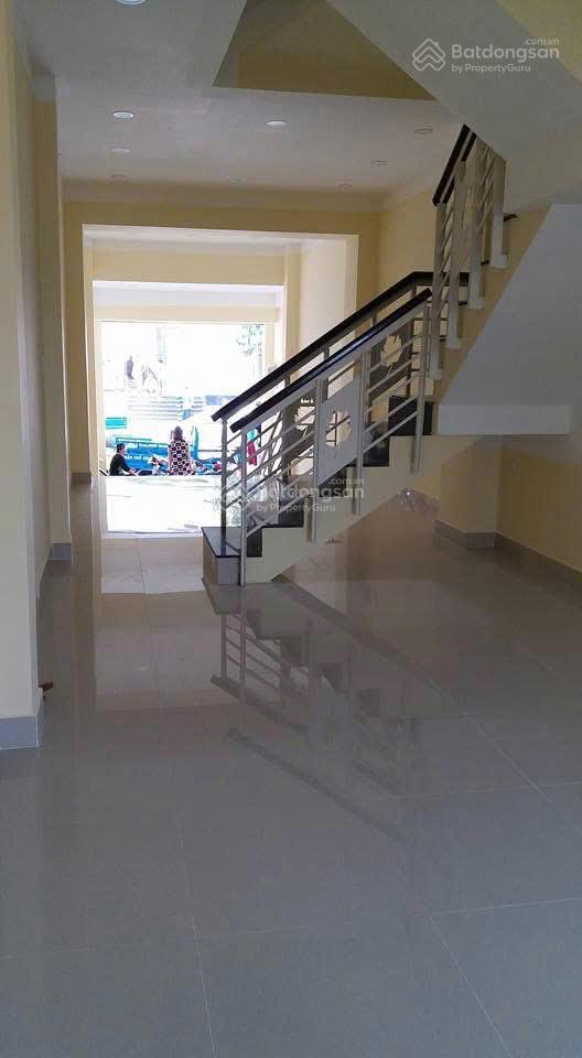 Cho thuê nhà mặt tiền đường yersin  thủ dầu một  bình dương (cũ)