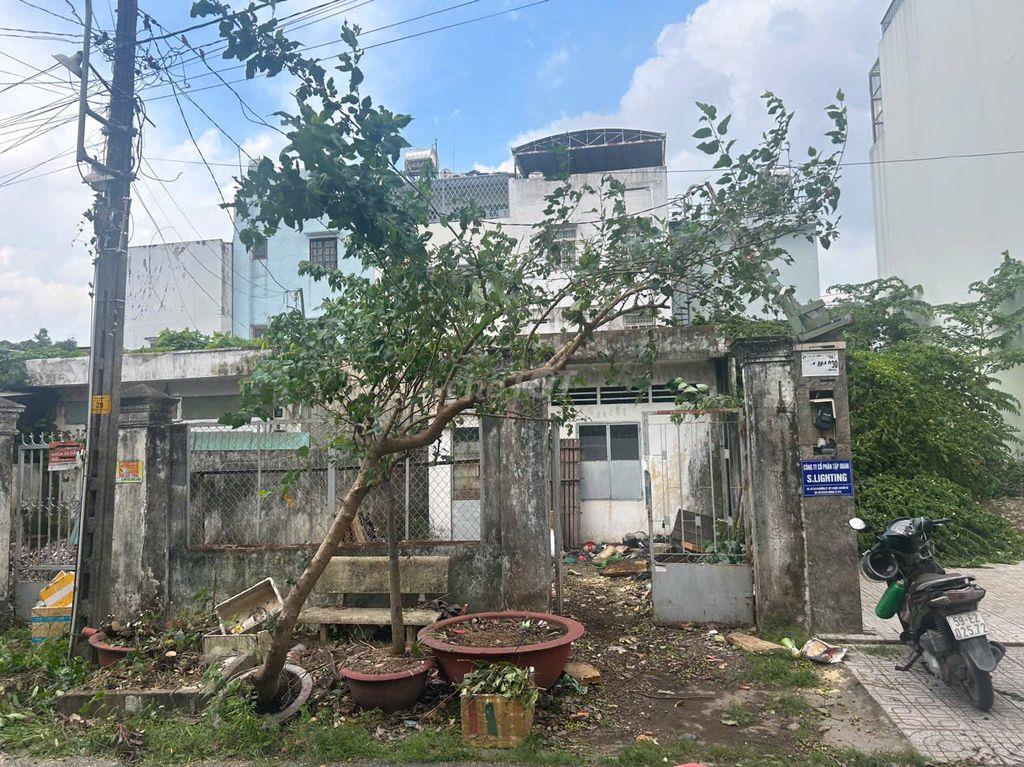 Cho thuê nhà cũ làm mắt bằng kinh doanh