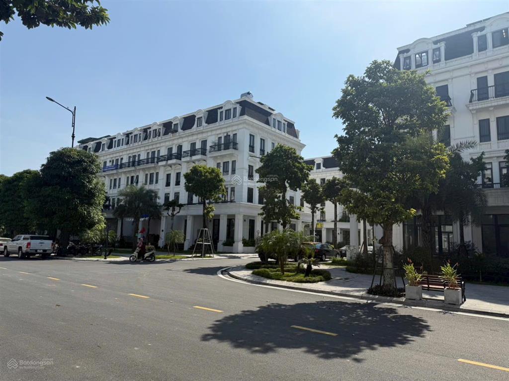 Bán căn góc 200m, đường 13.5m cách đường 30m yên sở 50m, gần trục đường 40m  0961 730 ***