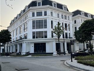 Cho thuê tầng 1 căn góc diện tích đất 210m, xây dựng 120m