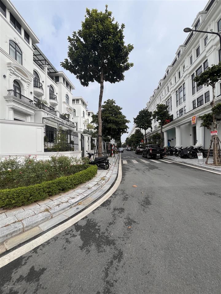 25.5 tỷ sở hữu liền kề hướng tây view biệt thự  em hưng 0961 730 ***
