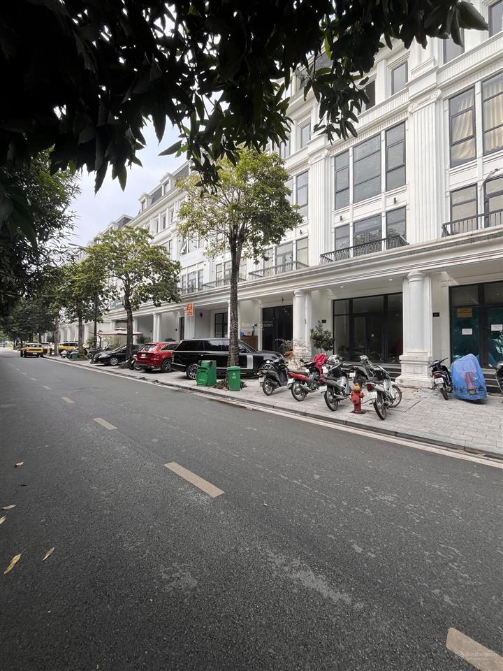 25.5 tỷ sở hữu liền kề hướng tây view biệt thự  em hưng 0961 730 ***