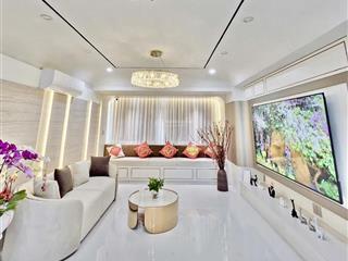 Bán căn hộ sông đà uplaza nha trang sát bãi tắm hòn chồng nội thất đẹp ,cao cấp