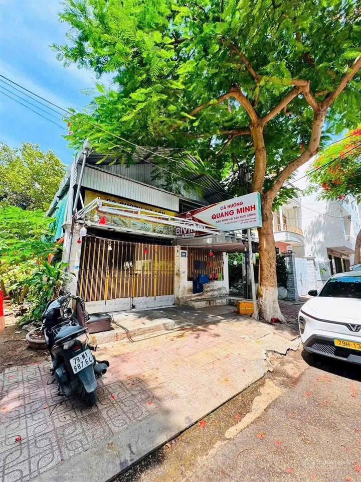 Bán căn góc 2 mặt tiền đường nguyễn biểu cách biển 150m bắc nha trang
