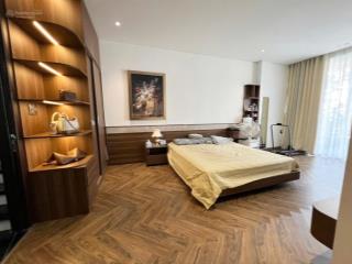 Hàng hiếm ngay euro 1  bằng lăng 1 nhà 3 tầng giá 20.5 tỷ 5x20m=100m2 hướng tây