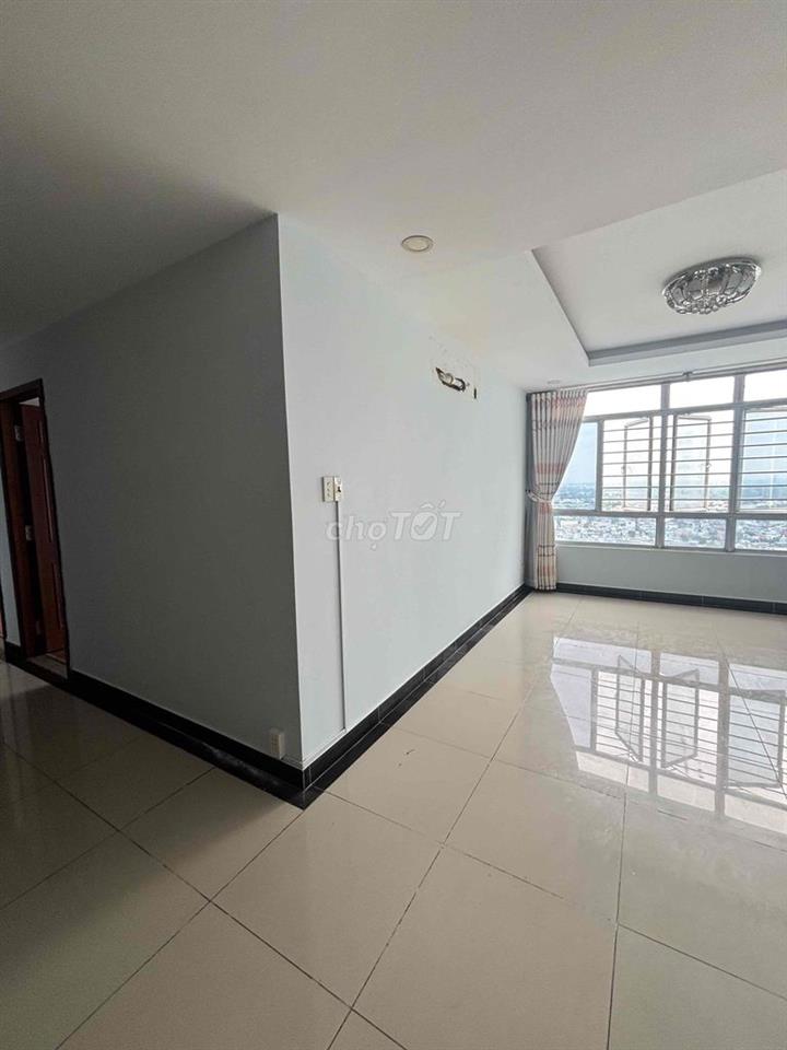 Cho thuê căn hộ Giai Việt Q8 115m2 2pn ở liền view đẹp mát mẻ