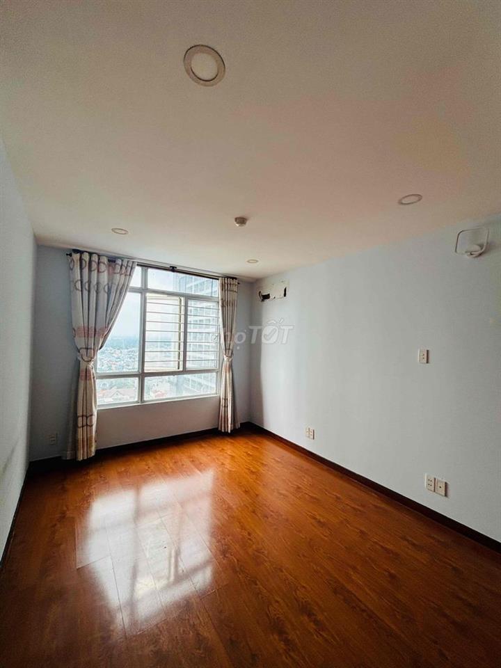 Cho thuê căn hộ Giai Việt Q8 115m2 2pn ở liền view đẹp mát mẻ