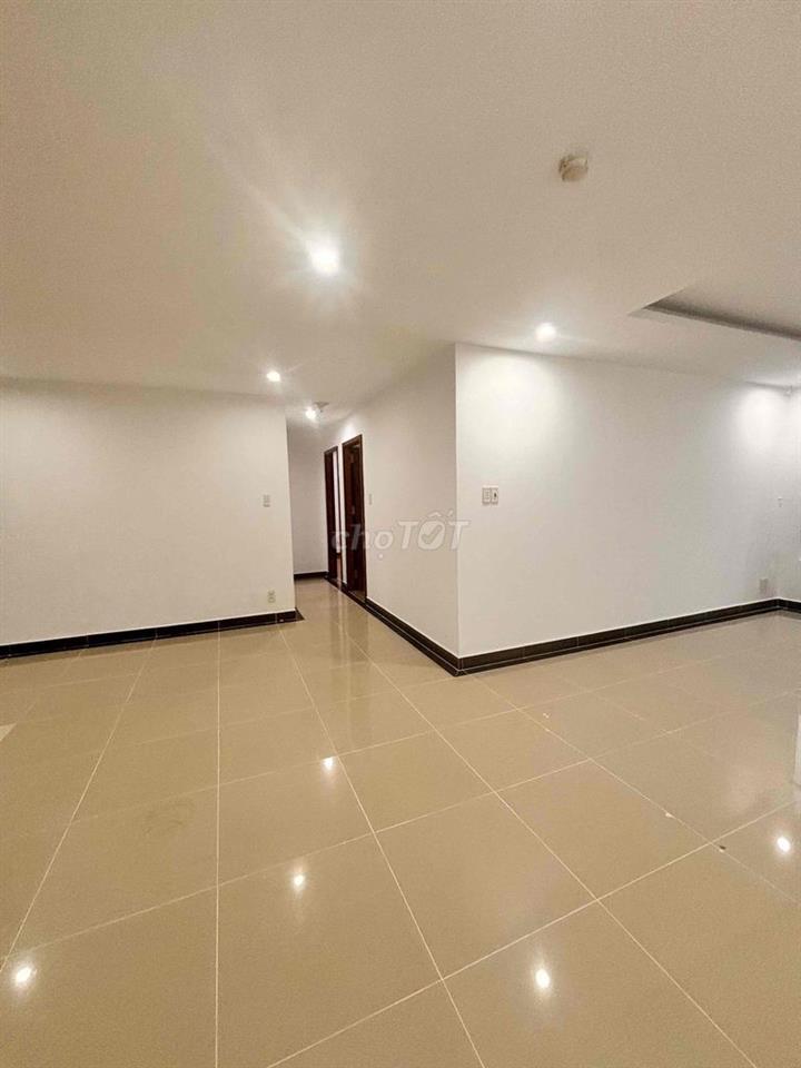 Cần bán căn hộ Giai Việt Q8 115m2 2PN SỔ HỒNG 5TY500