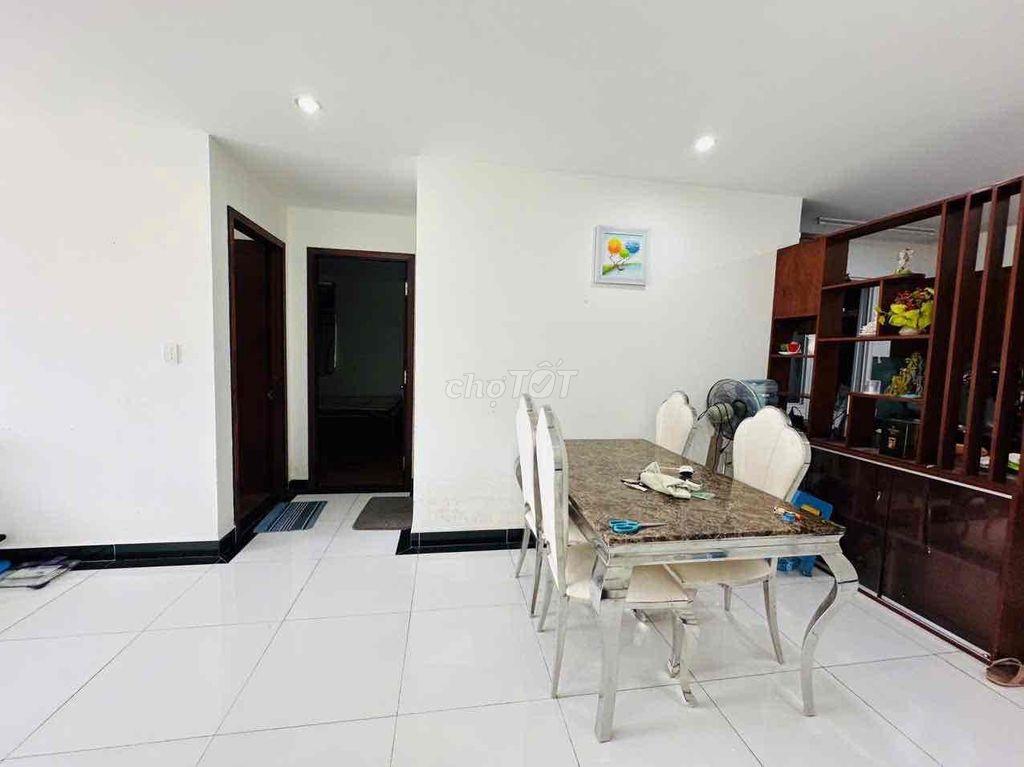 Bán căn hộ Giai Việt Q8 82m2 2PN tặng toàn bộ nội thất 4ty750