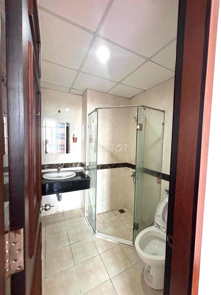 Cho thuê căn hộ Giai Việt Q8 78m2 2PN 12TR