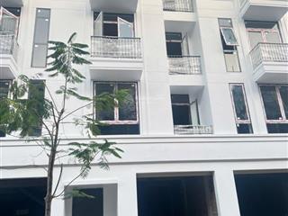 Chính chủ căn 67,5m2 đường 15m đối diện shophouse dãy l6 vlasta thủy nguyên giá 5,9 tỷ