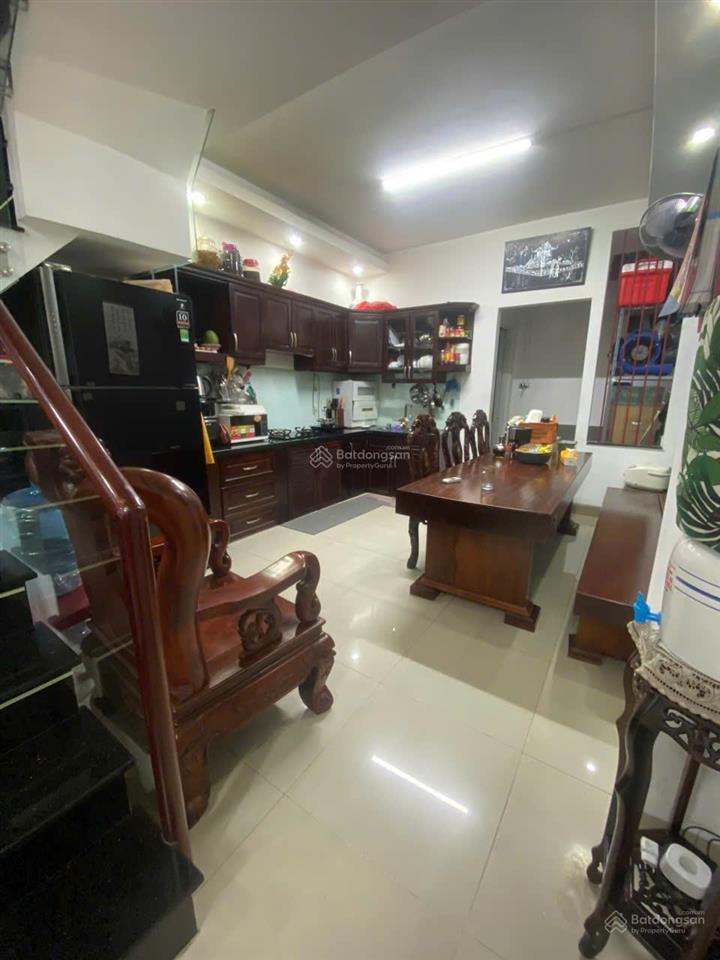 Bán nhà 3 tầng đường nguyễn hữu tiến,p tây thạnh.q.tân phú có 4pn3wc oto đậu cửa nhỉnh 7ty