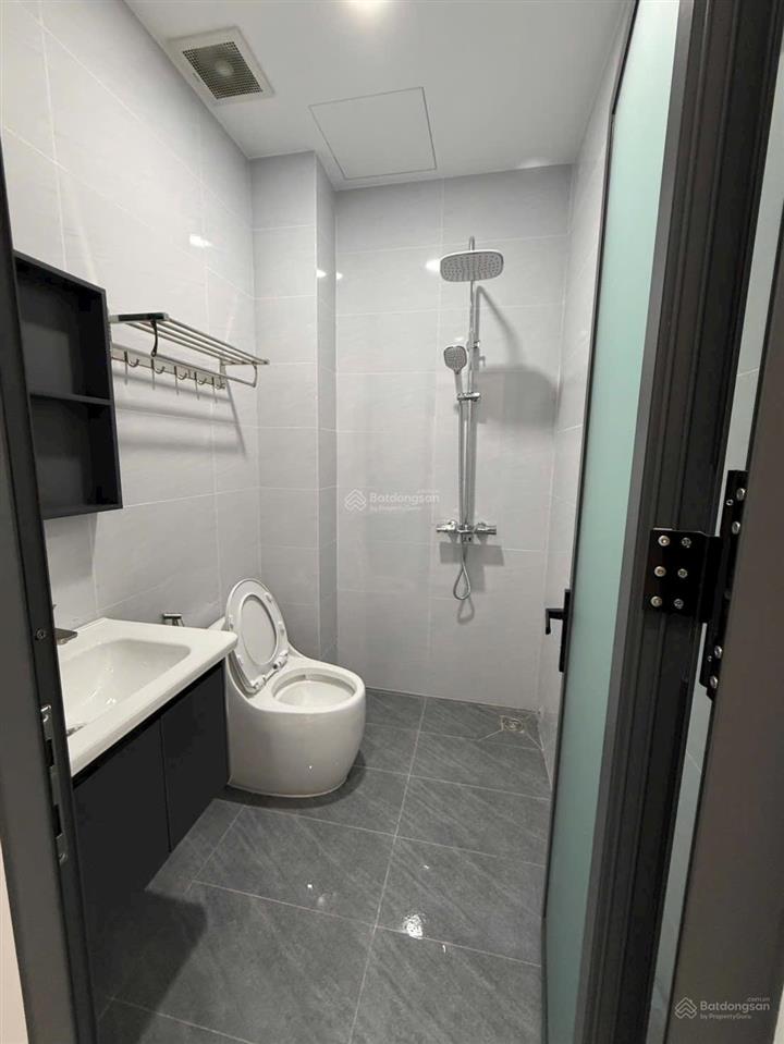 Bán nhà nguyễn sỹ sách,p 15, q tân bình  2 tầng  2pn  3wc  nội thất cao cấp  chỉ 5ty200