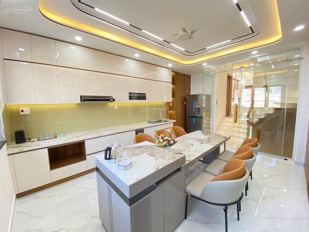 Bán nhà 1 trệt 4 lầu  lê trọng tấn  80m2  full nội thất  có thang máy 450kg chỉ 9ty850