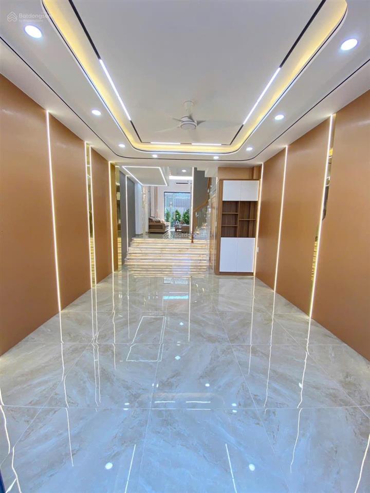 Bán nhà 1 trệt 4 lầu  lê trọng tấn  80m2  full nội thất  có thang máy 450kg chỉ 9ty850