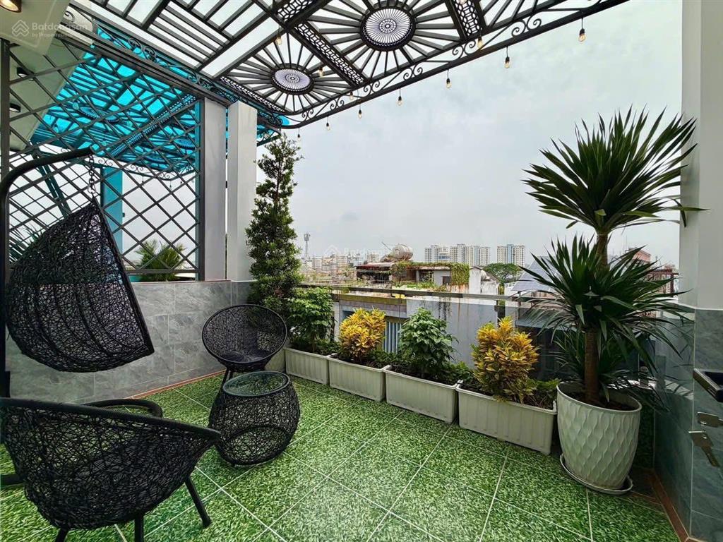 Bán nhà 1 trệt 4 lầu nguyễn văn quá, quận 12, đường 8m  4pn  5wc chỉ 8,999 tỷ