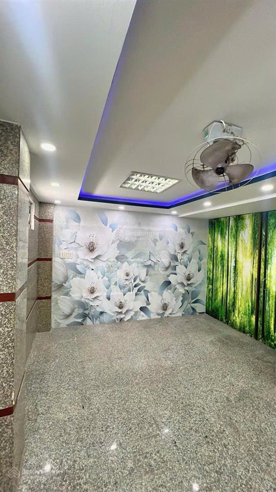 Bán nhà xây 1 trệt 4 lầu làm chdv đường lê trọng tấn  có 9 phòng  thu nhập 25tr  chỉ 6ty200