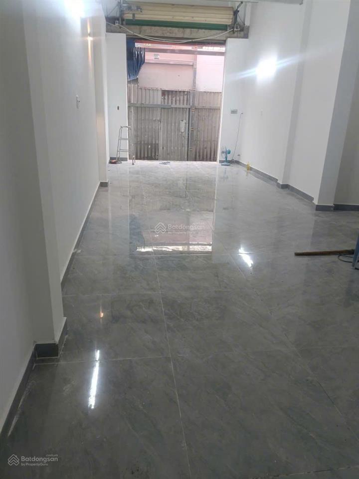 Bán nhà mặt tiền hoàng xuân nhị, tân phú 5x18m nở hậu đẹp  gần trung tâm  chỉ 10 tỷ 500 triệu
