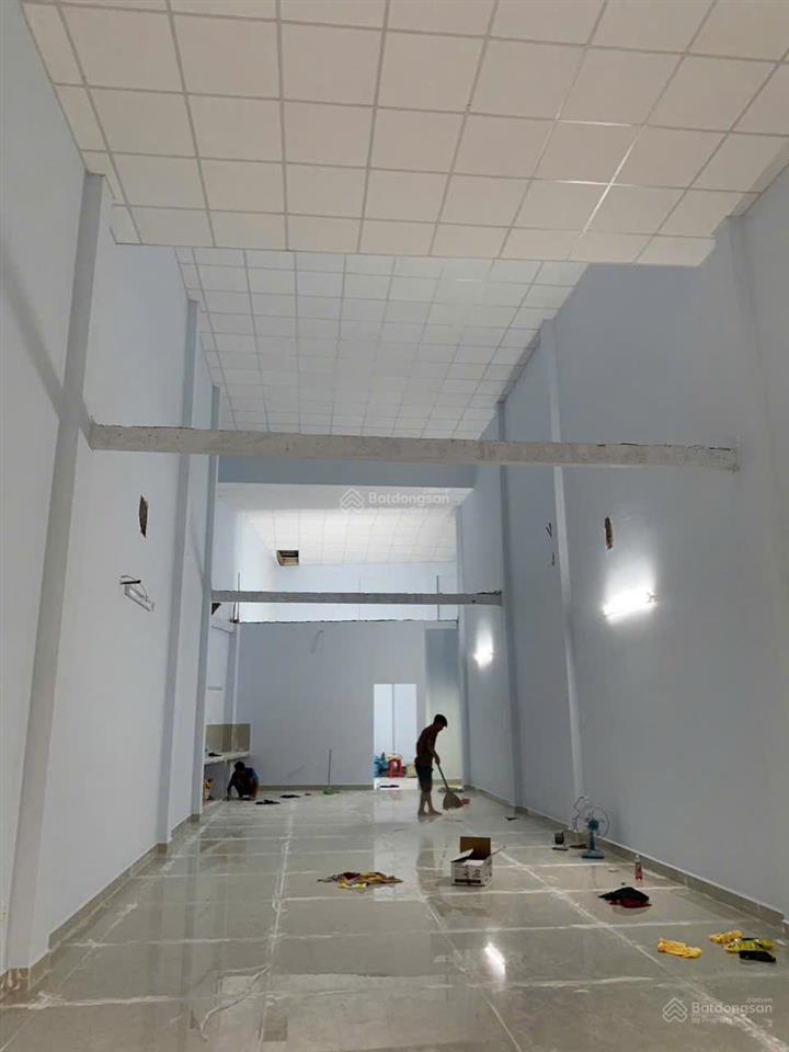 Bán nhà mặt tiền hoàng xuân nhị, tân phú 5x18m nở hậu đẹp  gần trung tâm  chỉ 10 tỷ 500 triệu