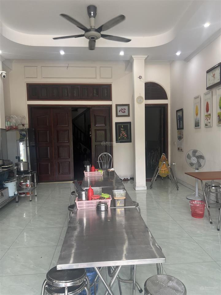Bán nhà mp nguyễn khang 120m x 6 tầng giá 90 tỷ