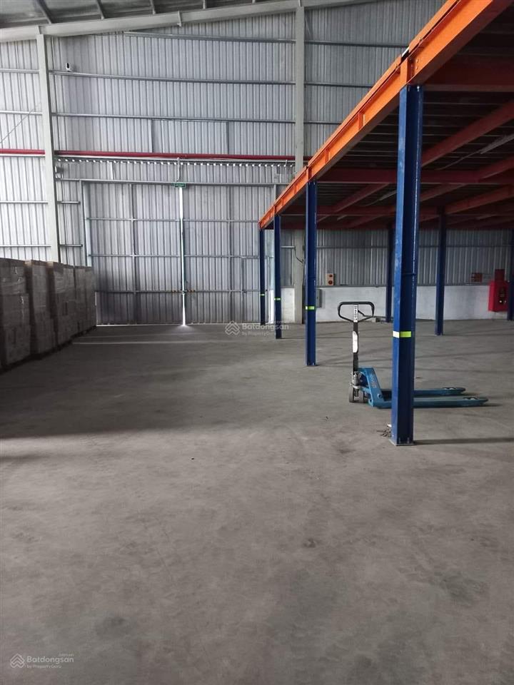 Chính chủ cho thuê kho 900m2 cầu vĩnh tuy, cho thuê container lạnh, cảng hà nội