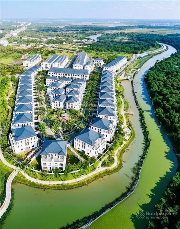 Biệt thự view sông 1 trệt 2 lầu dự án palm marina, giá sốc 26.5 tỷ