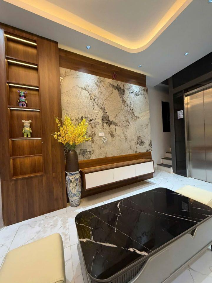 Bán Nhà Lô Góc 32 Phố Khâm Thiên, Ngõ Rộng, Nhà Mới, Gần Phố DT: 20m, 4 Tầng - 5.55 Tỷ