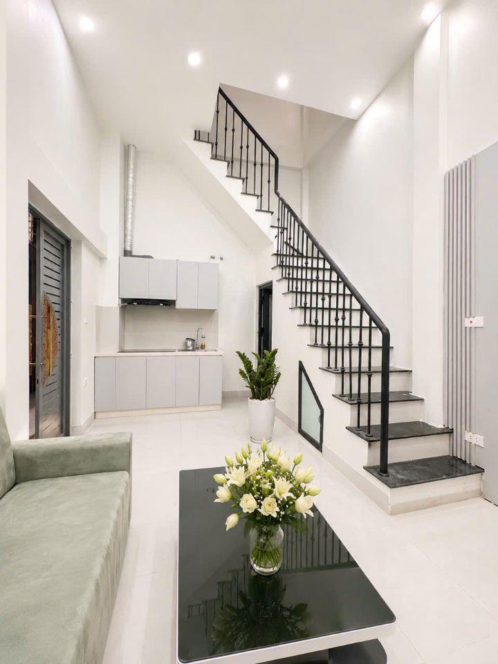 Bán Nhà Ngõ 32 - Ngõ Đền Tương Thuận Phố Khâm Thiên, Lô Góc, DT: 16m, 4 Tầng Mới, Giá: 5.55 Tỷ