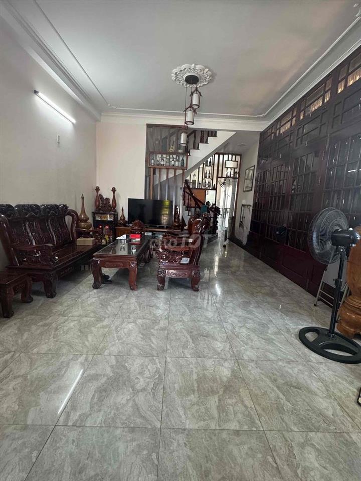 🌹Căn góc 3 tầng, sát đường 3/2, Hải Châu, ĐN. ✔️Lô góc: 5mx15m ✔️3 tầng,