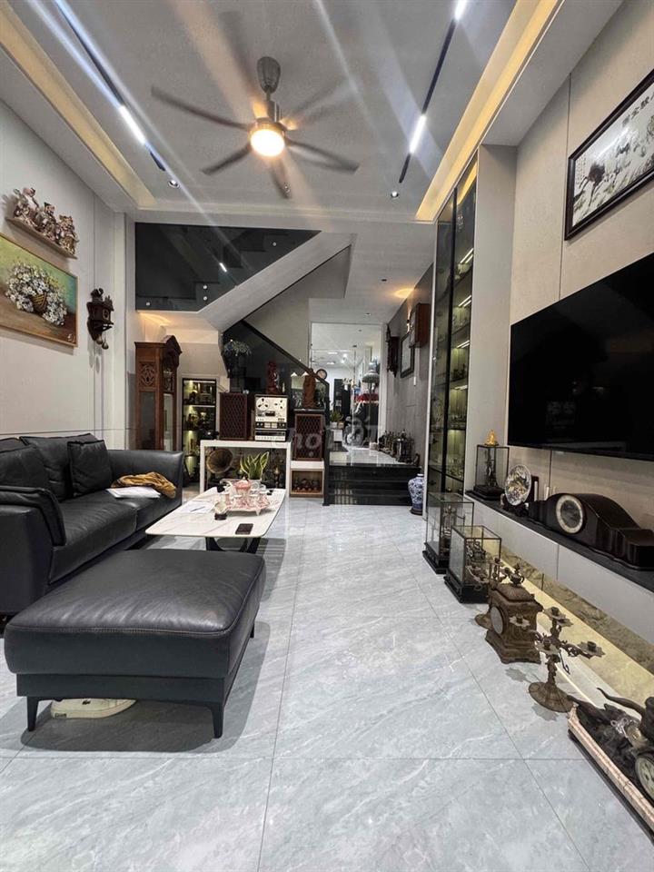 💥Siêu phẩm 3 tầng dọn vào ở ngay! Sát toà nhà Downtown 68 tầng, ĐN.