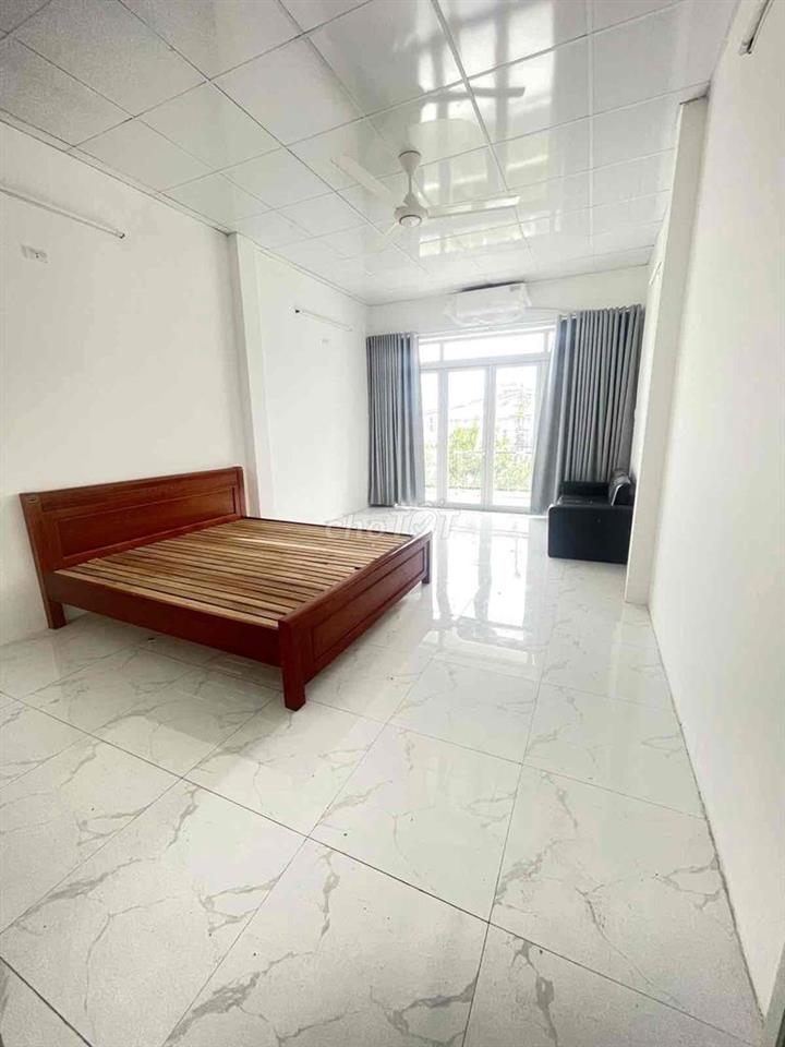 💥Xách Valli vào ở căn 2 tầng 2 mê, sát dãy Shophouse Trần Hưng Đạo, ĐN