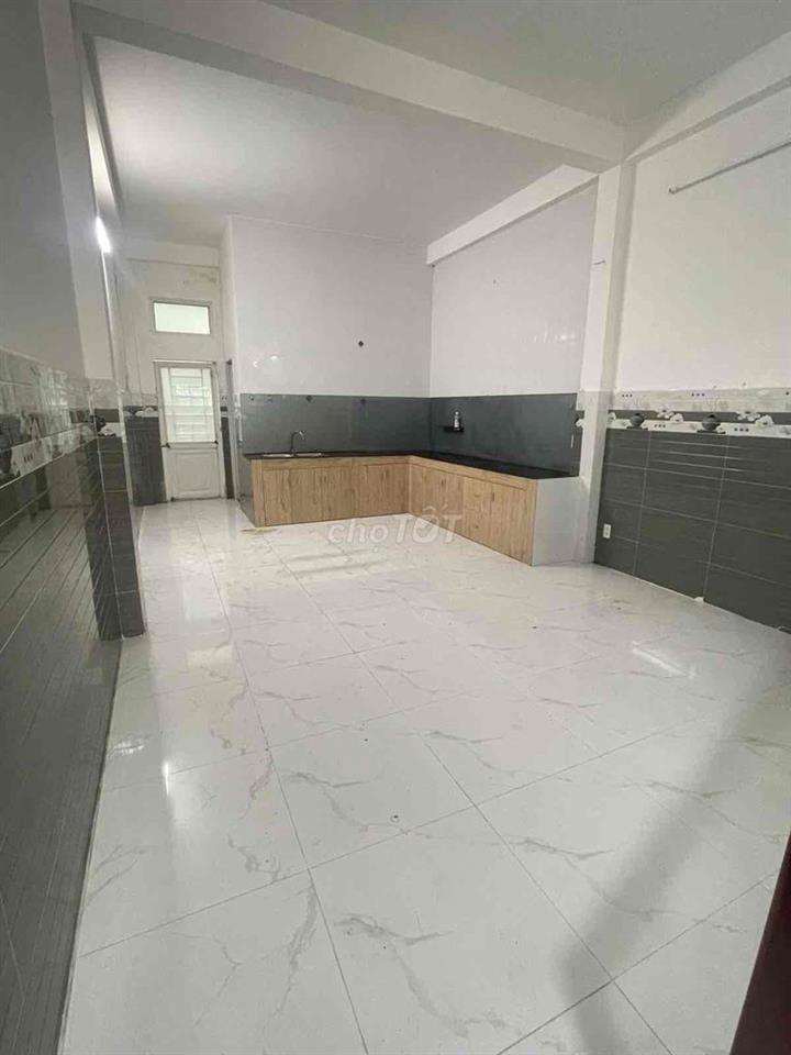 💥Xách Valli vào ở căn 2 tầng 2 mê, sát dãy Shophouse Trần Hưng Đạo, ĐN