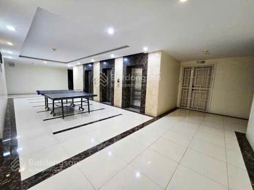 Bán cc cao cấp phố vọng dt 120m2 gồm 3 phòng ngủ 1 khách bếp 2 ban công, giá 9.9 tỷ