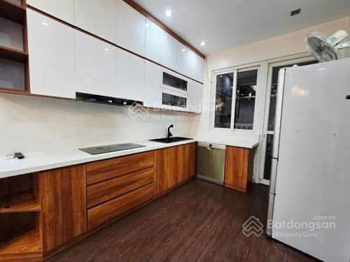 Bán cc cao cấp phố vọng dt 120m2 gồm 3 phòng ngủ 1 khách bếp 2 ban công, giá 9.9 tỷ