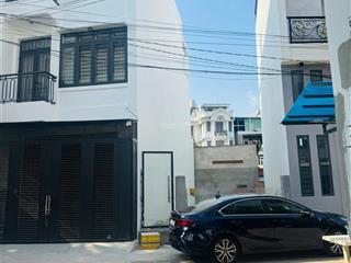 Cần bán lô đất 50m2 hẻm xe ô tô