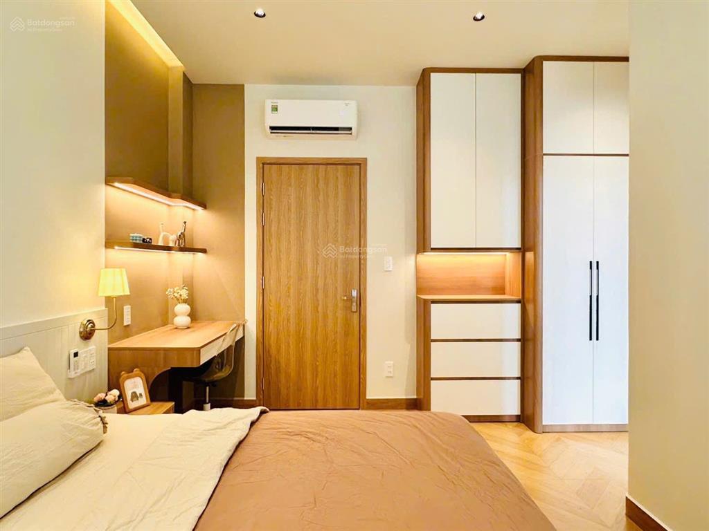 Cần bán nhà phố hxh q2 (bình trưng tây)