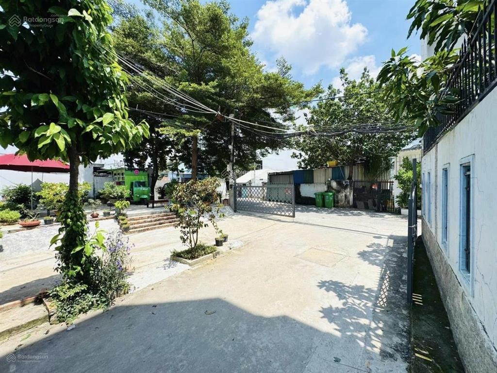 Bán nhanh lô đất đẹp 90m2 hẻm ô tô 9m giá 9,5 tỷ