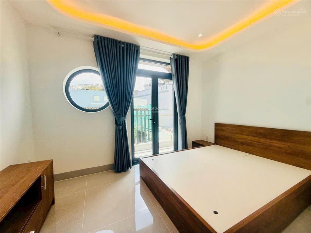 Chính chủ gửi bán nhanh nhà đẹp 1 trệt 3 lầu mới hoàn thiện cách nguyễn duy trinh 50m giá 9,5 tỷ