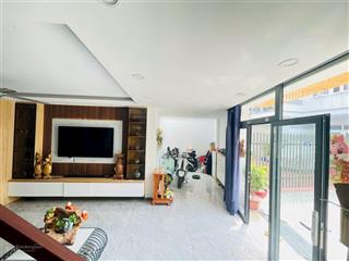 Chính chủ gửi bán nhà 1 trệt 3 lầu hẻm ô tô cách lê văn thịnh 100m giá 8,9 tỷ