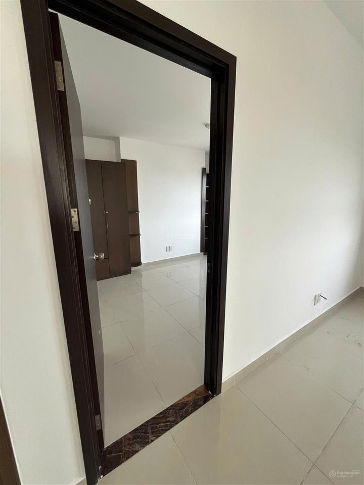 Chính chủ bán căn hộ đạt gia 2pn 2wc 70m giá 2ty890 (đã có thông báo cấp sổ hồng)