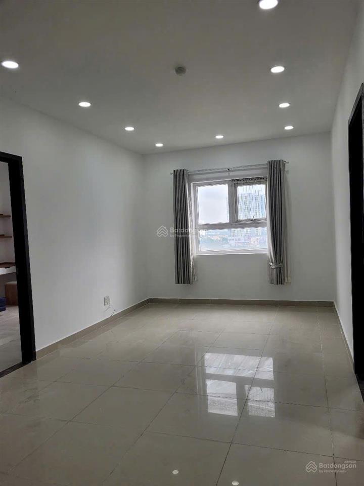 Chính chủ bán căn hộ đạt gia 2pn 2wc 70m giá 2ty890 (đã có thông báo cấp sổ hồng)