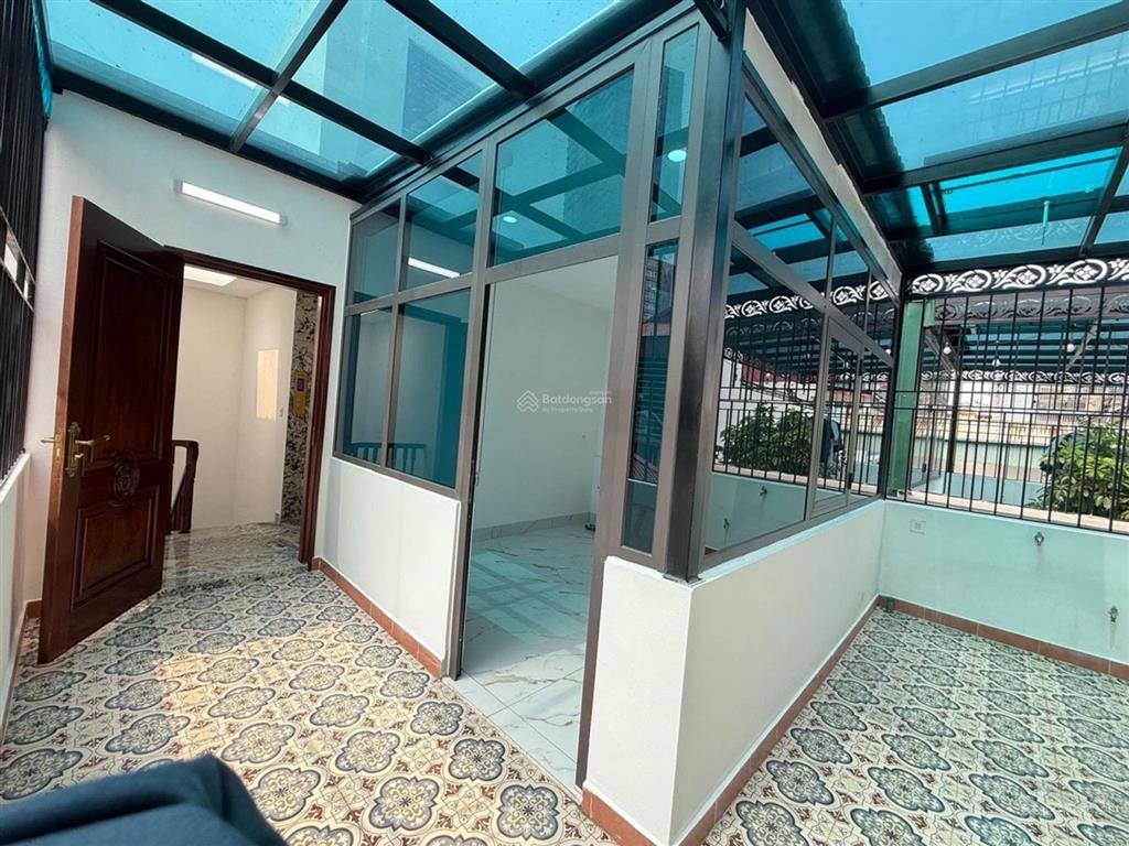 Bán căn góc phố trần duy hưng l 6 tầng x thang máy l ô tô thông