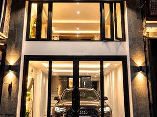 Mặt phố hoàng ngân gần trần duy hưng, nhà mới l 7 tầng x thang máy, ô tô audi vào nhà