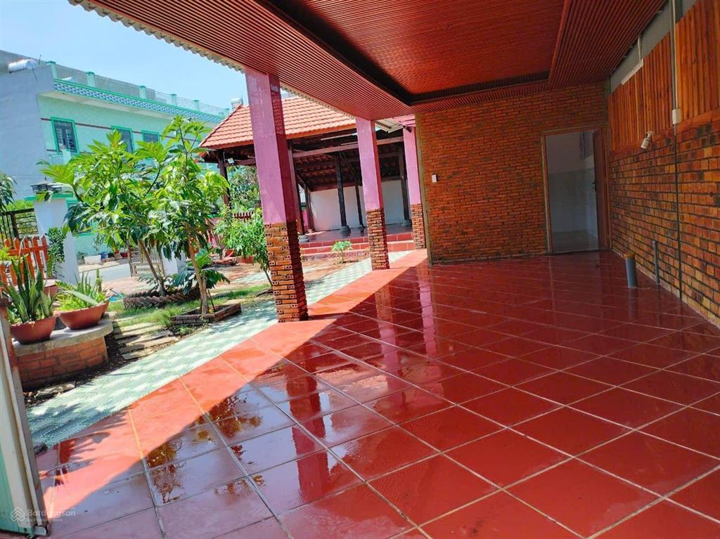 Bán nhà góc 2mt view công viên đường số 30 & số 13, 5,5tỷ, 197,5m2, đẹp, nhiều tiện ích