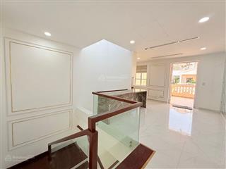 Ngay công viên park hill quảng trường nhạc nước khu dân trí  100m2  hầm 4 tầng thuê 55tr/tháng