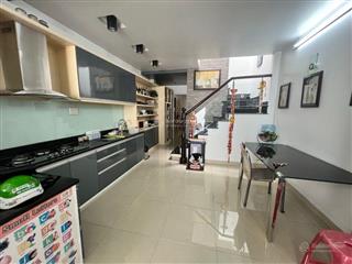 6t3 ngay quang trung gò vấp, 83m2 ( 4.121.3), 2 tầng btct mới đẹp, sổ đẹp hoàn công đủ, chính chủ