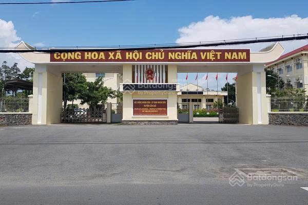 Chủ cần tiền bán ngay lô đất 100m2 (5x20) mặt tiền đường trung tâm giồng ao  giá 30 triệu/m2  shr
