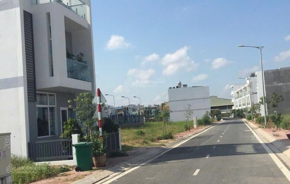 Chỉ 970 triệu  anh/chị sở hữu cho mình lô 108m2 trung tâm long thành cách sân bay long thành 4km