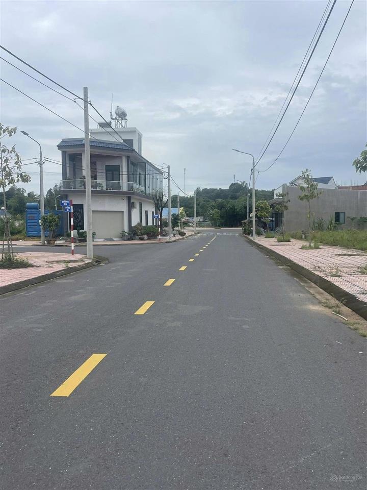 Giá 4 tỷ  anh/chị sở hữu ngay lô 100m2 ở trung tâm quận 9  mặt tiền đường 45m kết nối vành đai 3