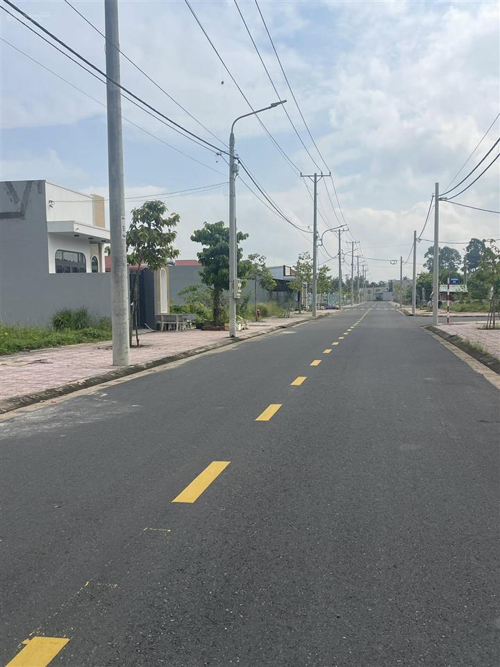 Chỉ 1,18 tỷ  ngay sân bay long thành  đất thành phố  dễ mua  dễ kinh doanh  dễ ở  sổ hồng sẵn